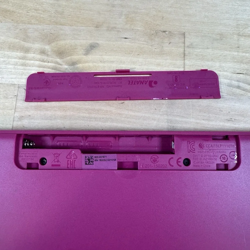 Logitech K380 RARE MAGENTA Bluetooth Keyboard – Windows, Mac, Chrome OS, Android - Picture 3 of 3